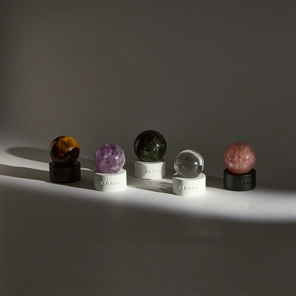 The Sphere | Labradorite พลังแห่งการปกป้องและความโชคดีที่ไม่คาดฝัน